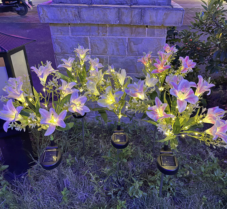 Solar Powered 7-Head Lily Garden Lights Realistic LED Floral Decor Waterproof Lawn Patio Lighting